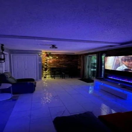 Brooklyn Luxury Spring Retreat With Private Outdoor Space Nowy Jork Zewnętrze zdjęcie