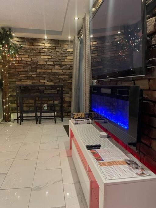 Brooklyn Luxury Spring Retreat With Private Outdoor Space Nowy Jork Zewnętrze zdjęcie